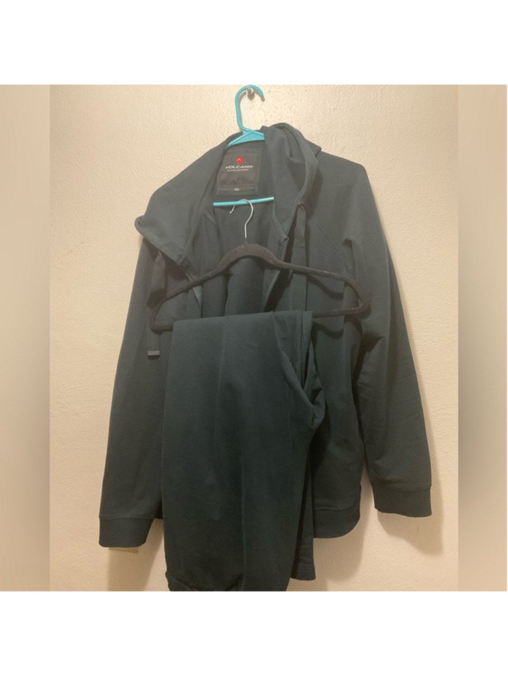 Women’s Plus size activewear, plus size loungewear, Plus size gym suit
